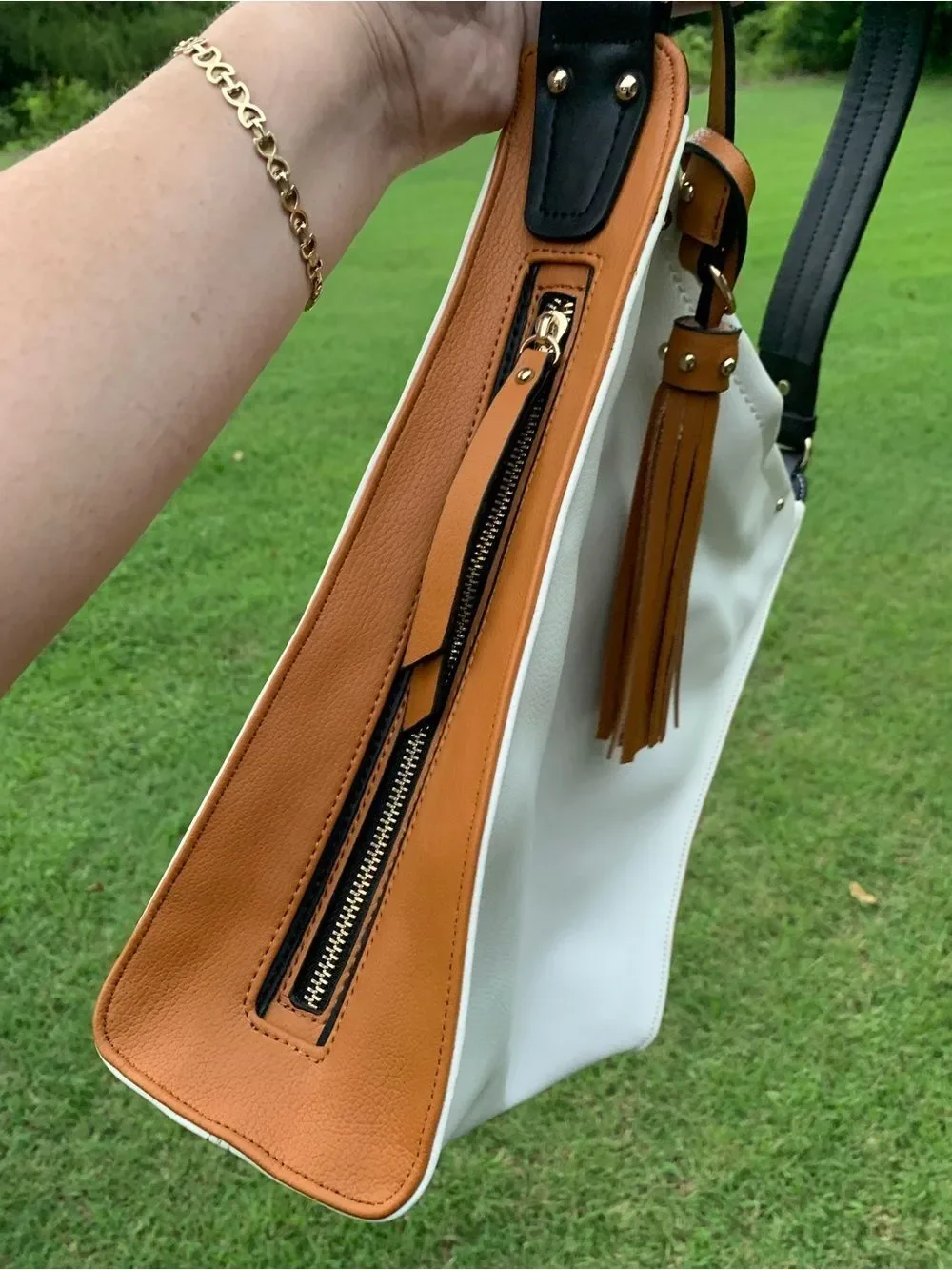 Sondra Roberts White and Tan Tote Bag with Tassel